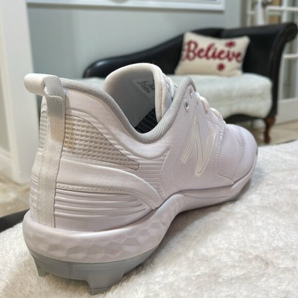 NEW BALANCE Unisex Fresh Foam 3000 v6 Pearls Molded Baseball Cleats - Picture 3 of 10